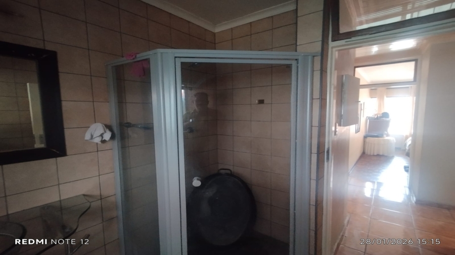 5 Bedroom Property for Sale in Sasolburg Free State